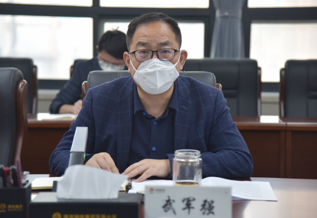 陜鋼集團(tuán)黨委理論學(xué)習(xí)中心組學(xué)習(xí)中共中央政治局民主生活會、中央經(jīng)濟(jì)工作會議、全國宣傳部長會議、中共陜西省委十四屆三次全會精神