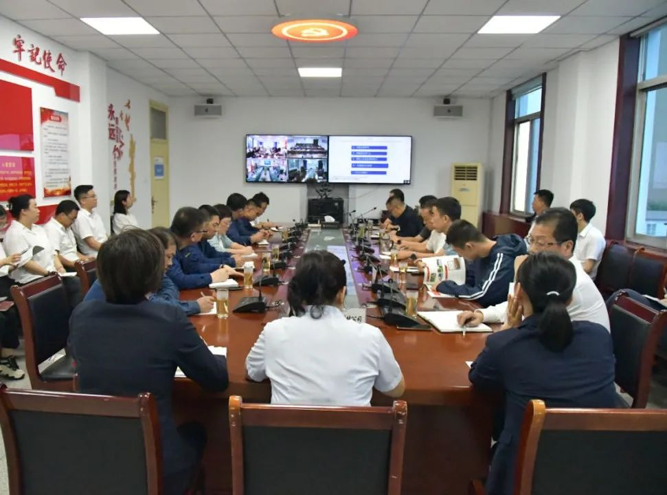 龍鋼集團(tuán)公司:多措并舉讓職工素質(zhì)高效提升 龍鋼集團(tuán)公司:多措并舉讓職工素質(zhì)高效提升