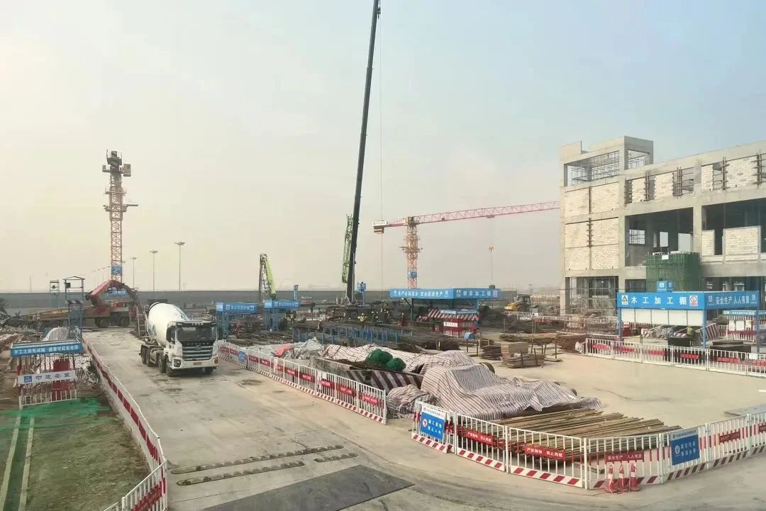 這個(gè)“超級航站樓”今日啟用！“禹龍”架起“空中絲綢之路”