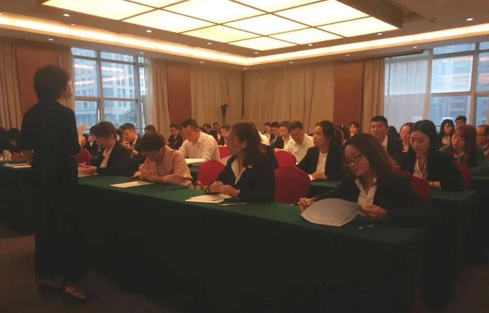 龍鋼集團實施機關(guān)改革 科級及以下管理人員競聘上崗 龍鋼集團實施機關(guān)改革 科級及以下管理人員競聘上崗